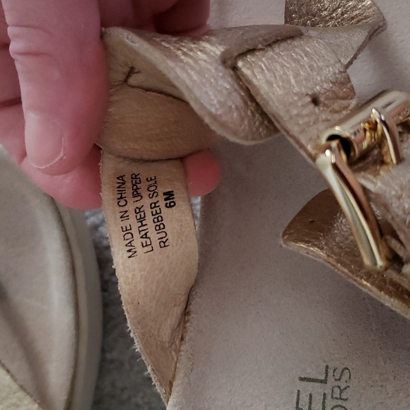 Michael Kors platform sandals size 6 - Picture 4 of 7